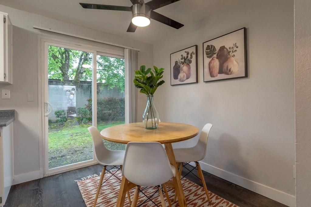 Somerset West Apartments - Portland, Oregon