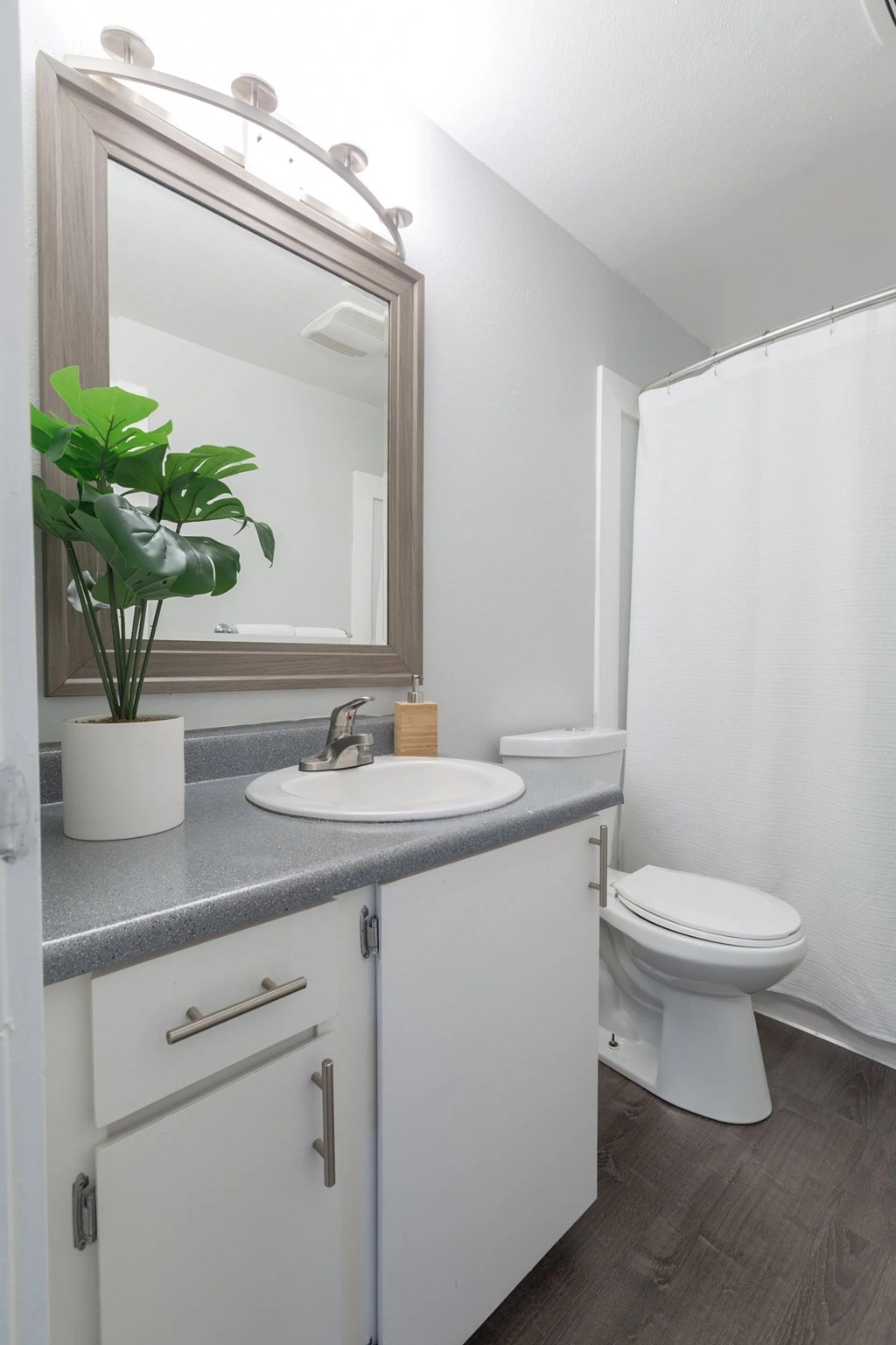 Somerset West Apartments - Portland, Oregon