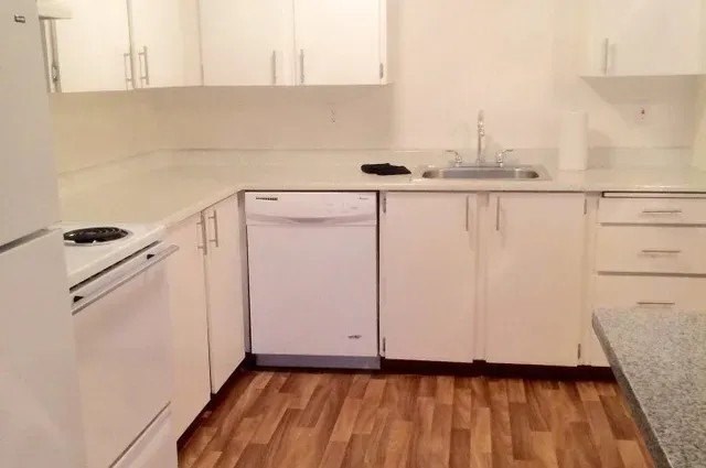 Somerset West Apartments - Portland, Oregon