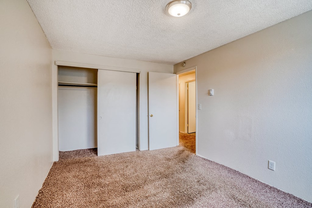 Stafford Court Apartments Bedroom
