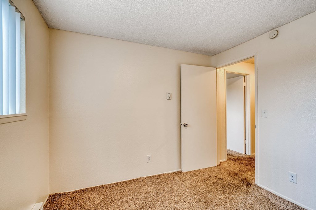 Stafford Court Apartments Bedroom