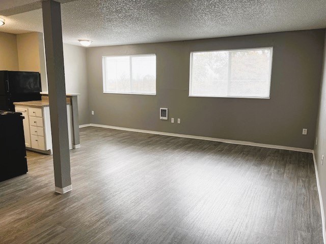 Riverbend Terrace Apartments Livingroom