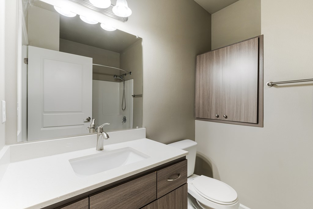 Bethany Apartments Bathroom