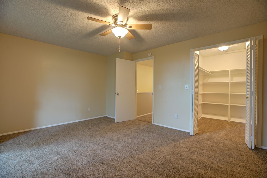 The Ranch Apartments Bedroom