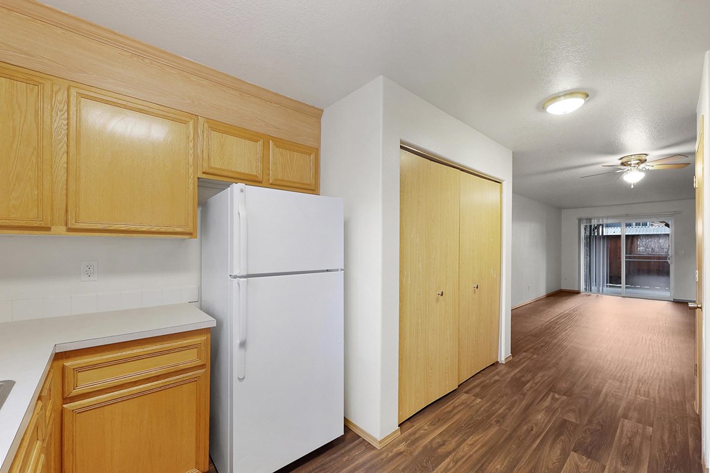 Andrea Place Apartments Kitchen