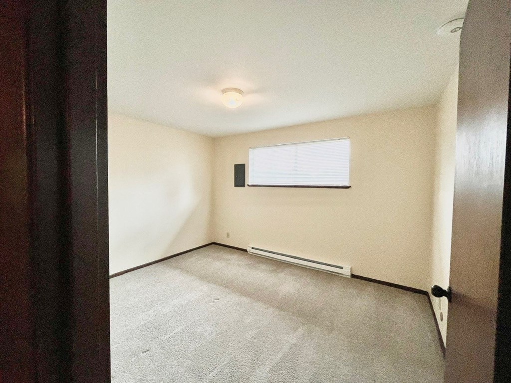 Bush Park Apartments Bedroom