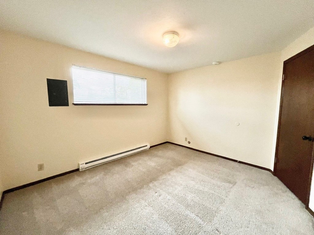 Bush Park Apartments Bedroom