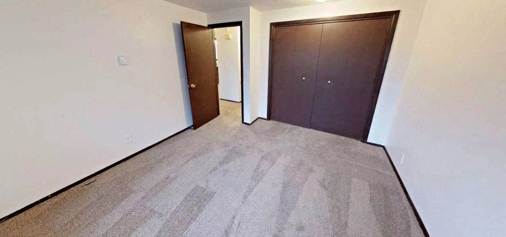 Bush Park Apartments Bedroom