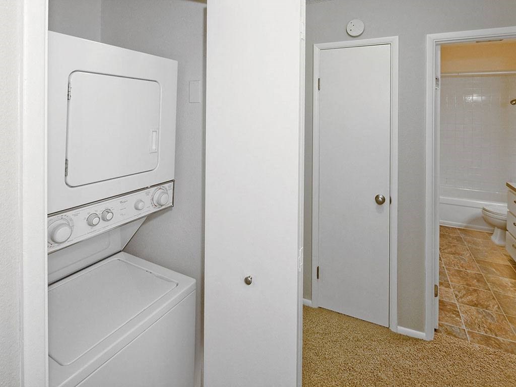 Washer and Dryer at Royal Greens Apartments, Gresham, OR