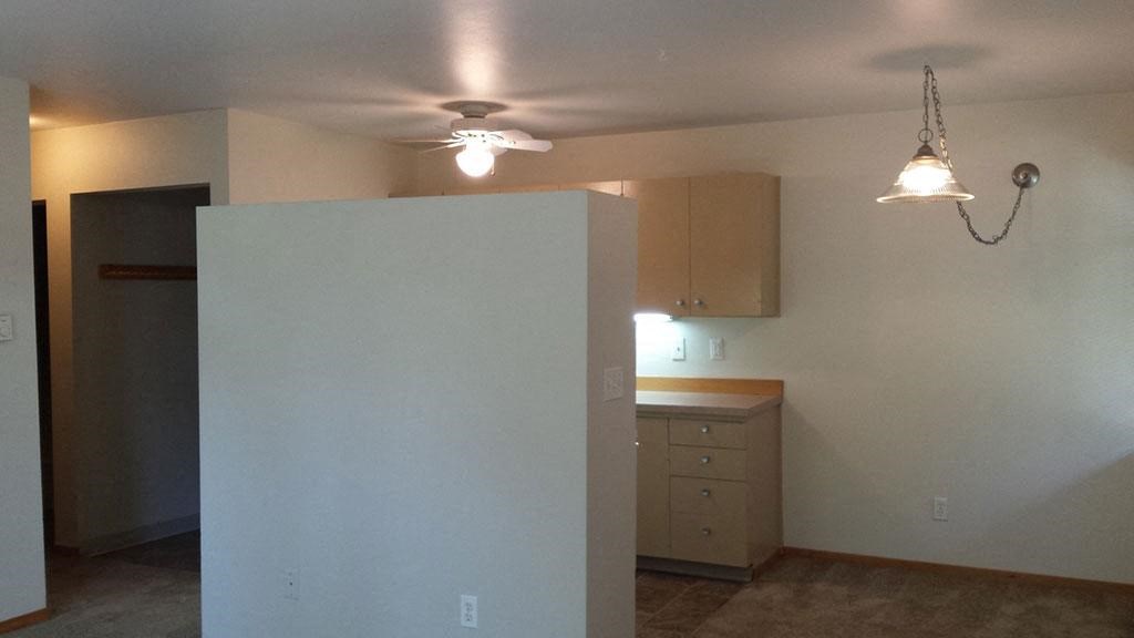 Kalani Apartments Dining Room