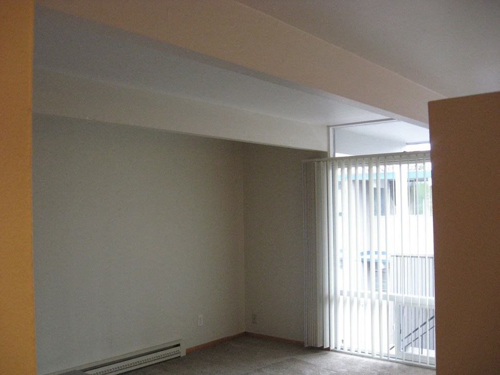 Kalani Apartments Living Room