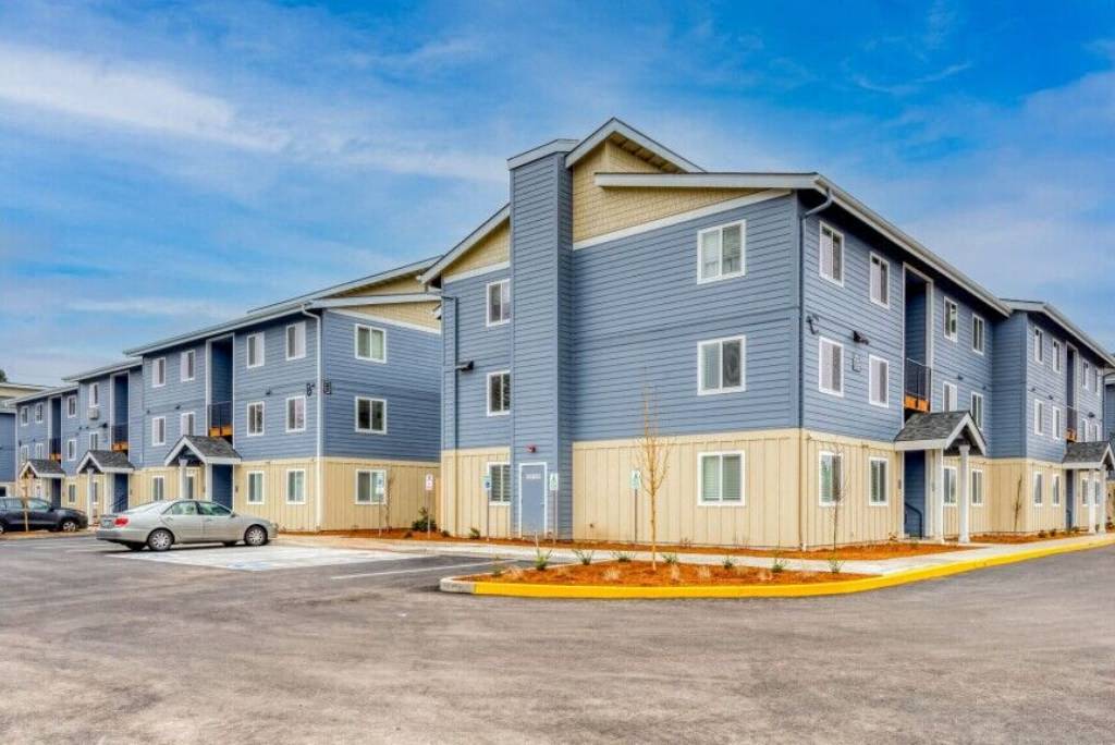 Queen Court Apartments