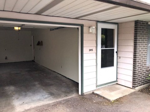Town Terrace Townhomes Vancouver  Garage