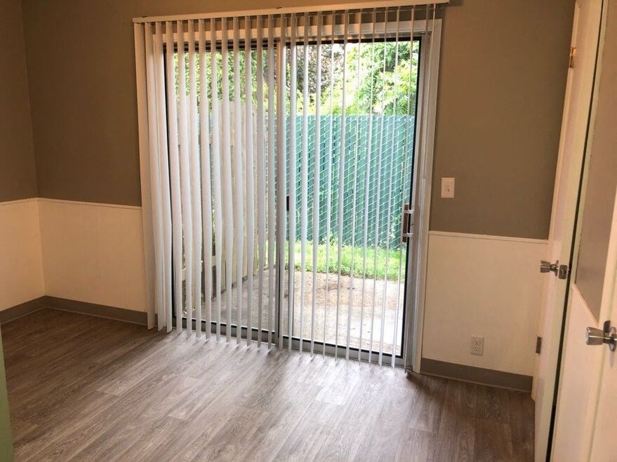 Town Terrace Apartments Patio