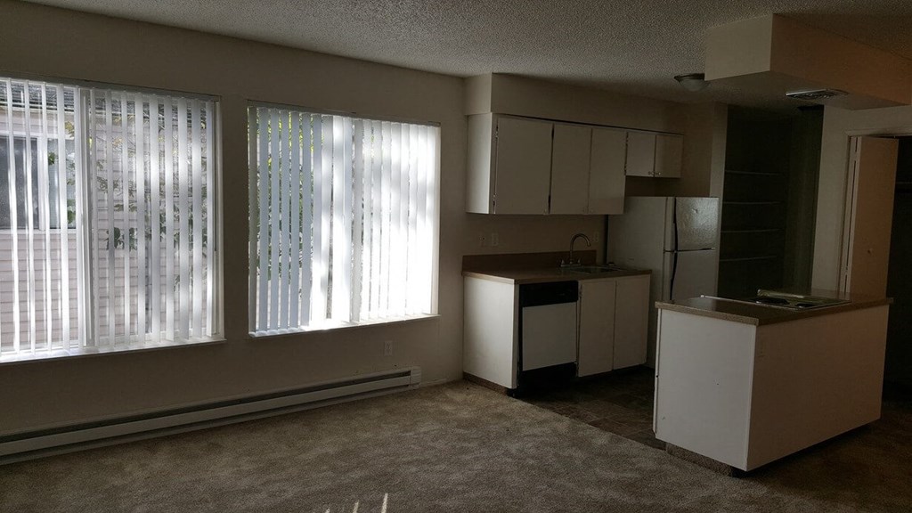 Living RoomTristin Square Apartments Living Room