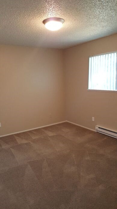 Tristin Square Apartments Bedroom