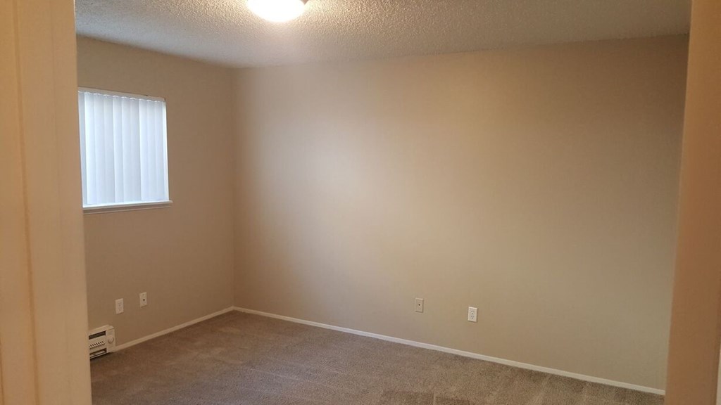 Tristin Square Apartments Bedroom