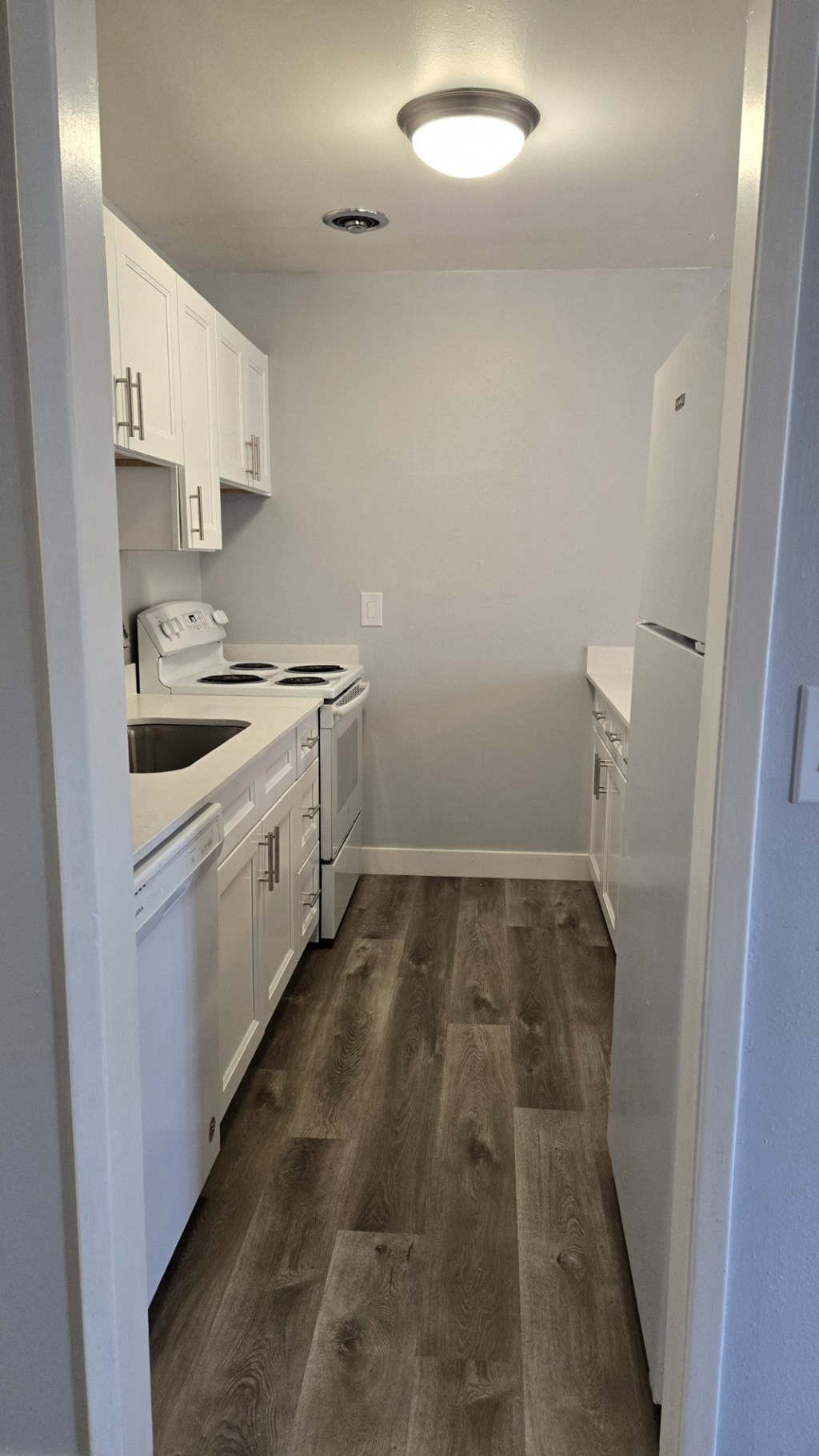 Camille Court Apartments Kitchen