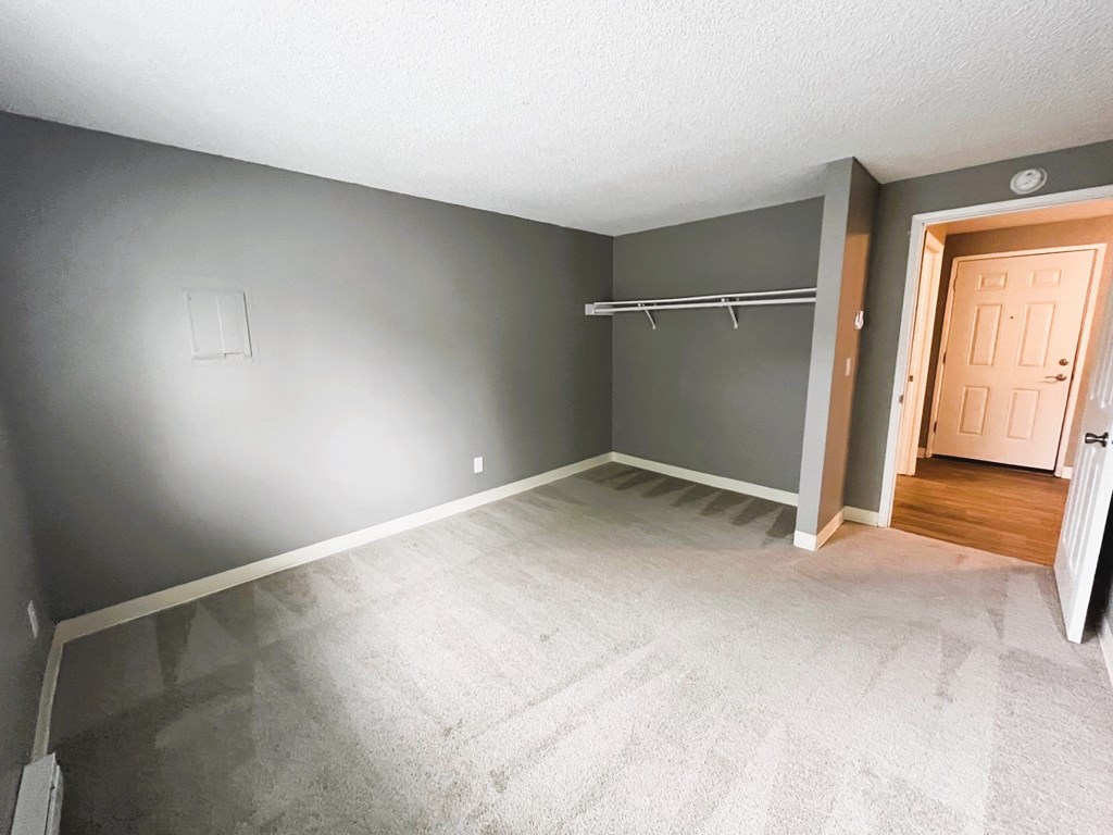 Riverbend Terrace Apartments Bedroom