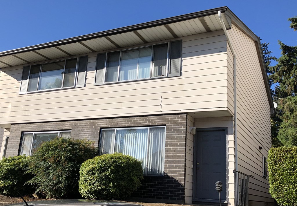 Town Terrace Apartments Exterior