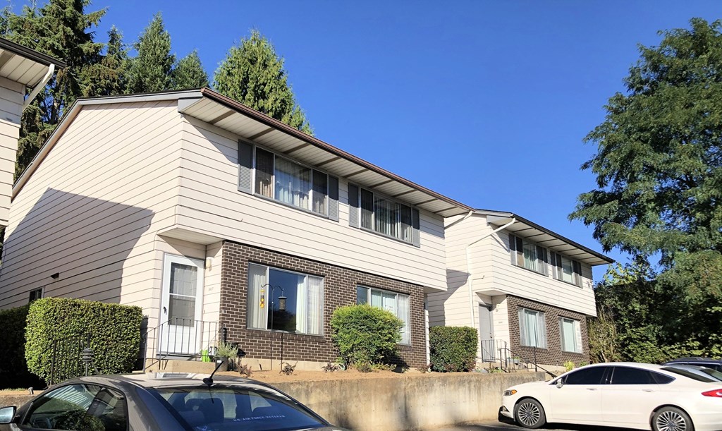 Town Terrace Apartments Exterior