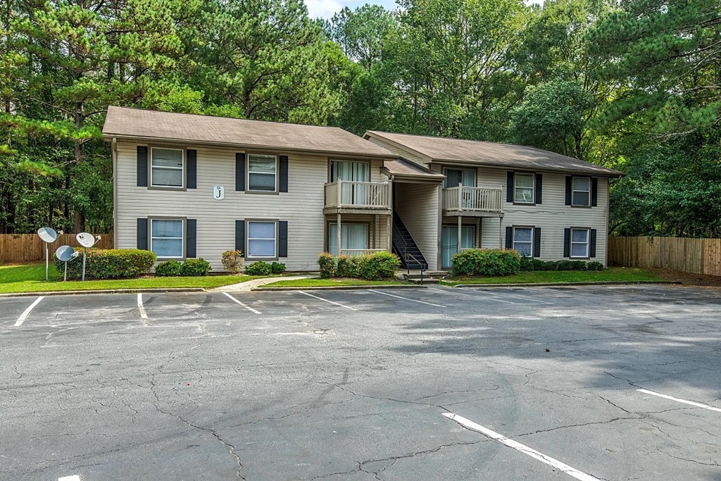 Flint River Apartment Homes, 240 Flint River Rd, Jonesboro, GA - RentCafe