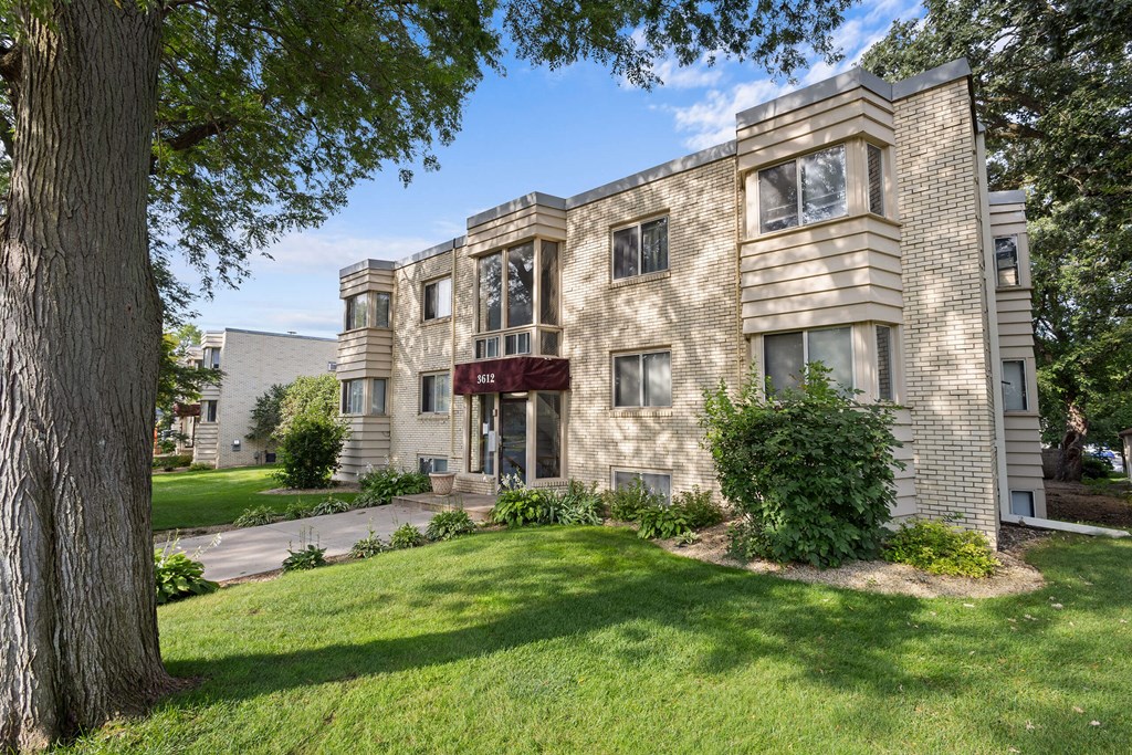 the building in which the apartment is located