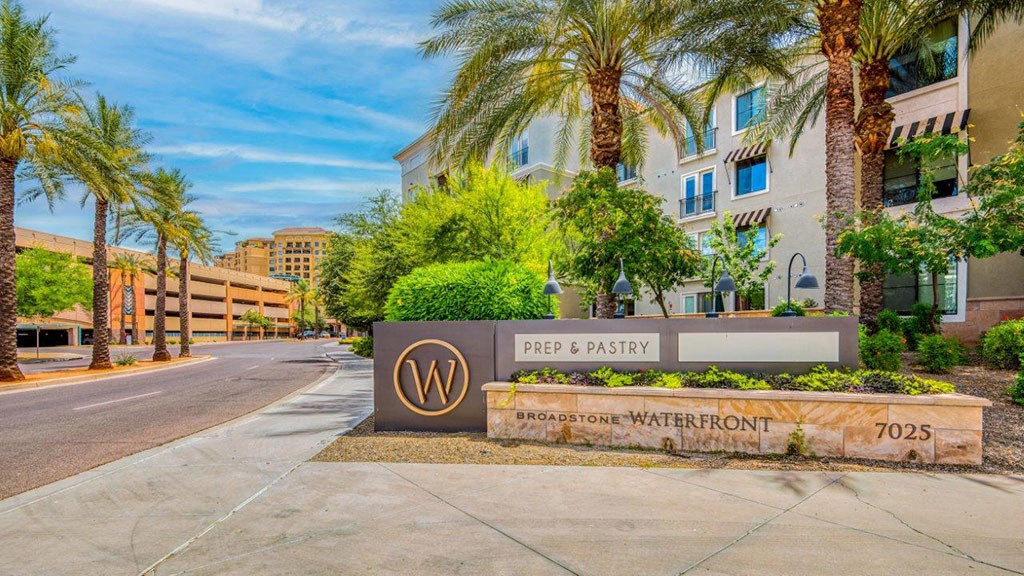 the building in which the apartment is located