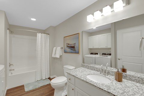 Amherst Ohio Apartment Rentals Redwood Living Redwood Amherst Forestwood Second Bathroom