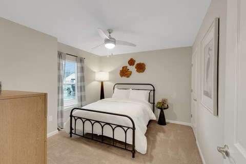 Amherst Ohio Apartment Rentals Redwood Living Redwood Amherst Forestwood Second Bedroom