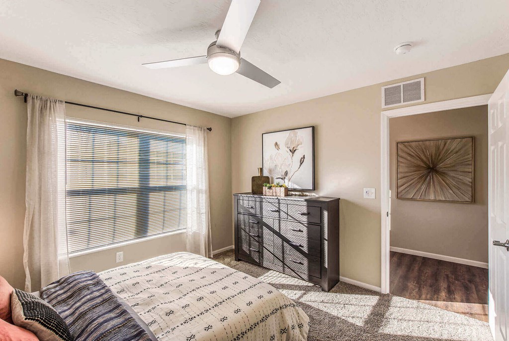 Burlington Kentucky Apartment Rentals Redwood Living Redwood Burlington Second Bedroom