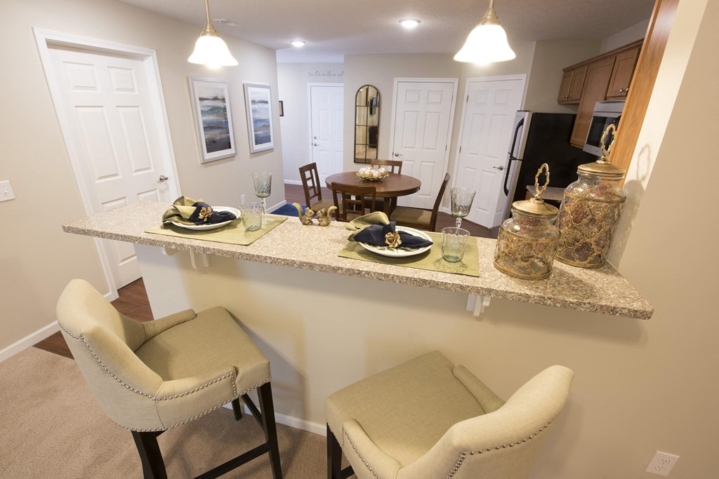 Canton Michigan Apartment Rentals Redwood Canton Kitchen Breakfast Bar
