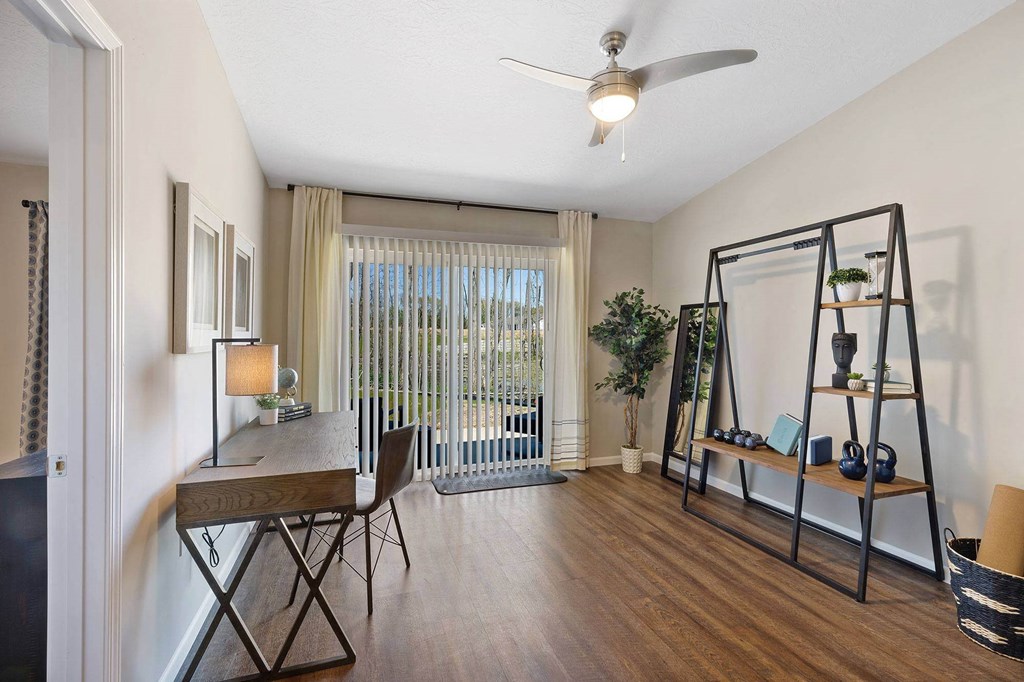 Charlotte North Carolina Apartment Rentals Redwood Living Redwood Charlotte Harris Houston Road Den