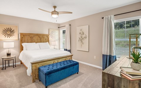 Copley Ohio  Apartment Rentals Redwood Copley Large Bedrooms