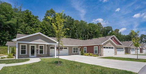 Copley Ohio  Apartment Rentals Redwood Copley Neighborhood Living