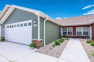 Delta Township Michigan Apartment Rentals Redwood Living Redwood Delta Township Willow Highway Exterior