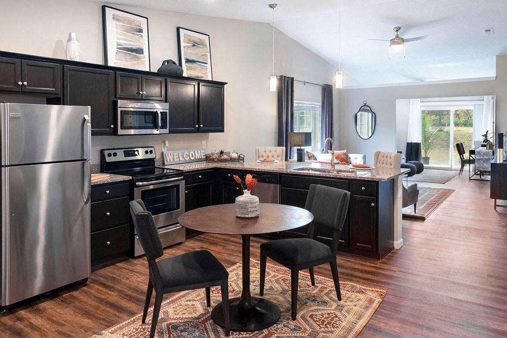 Holt MI Apartment Rentals Redwood Holt Gallery Forestwood Kitchen To Den