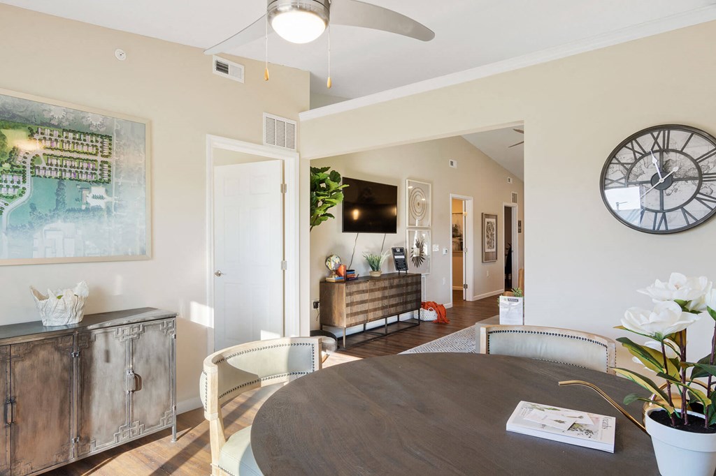 Lockport Illinois Apartment Rentals Redwood Living Redwood Lockport Den