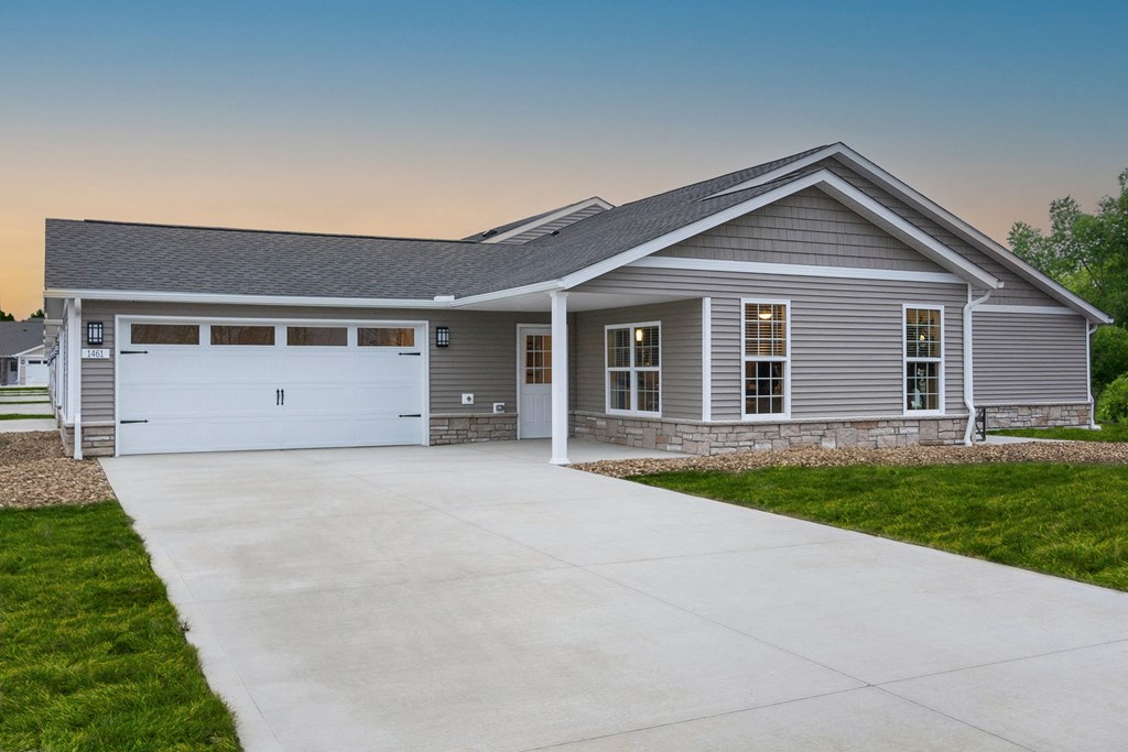 Marysville Ohio Apartment Rentals Redwood Living Redwood Marysville SR 4 Exterior