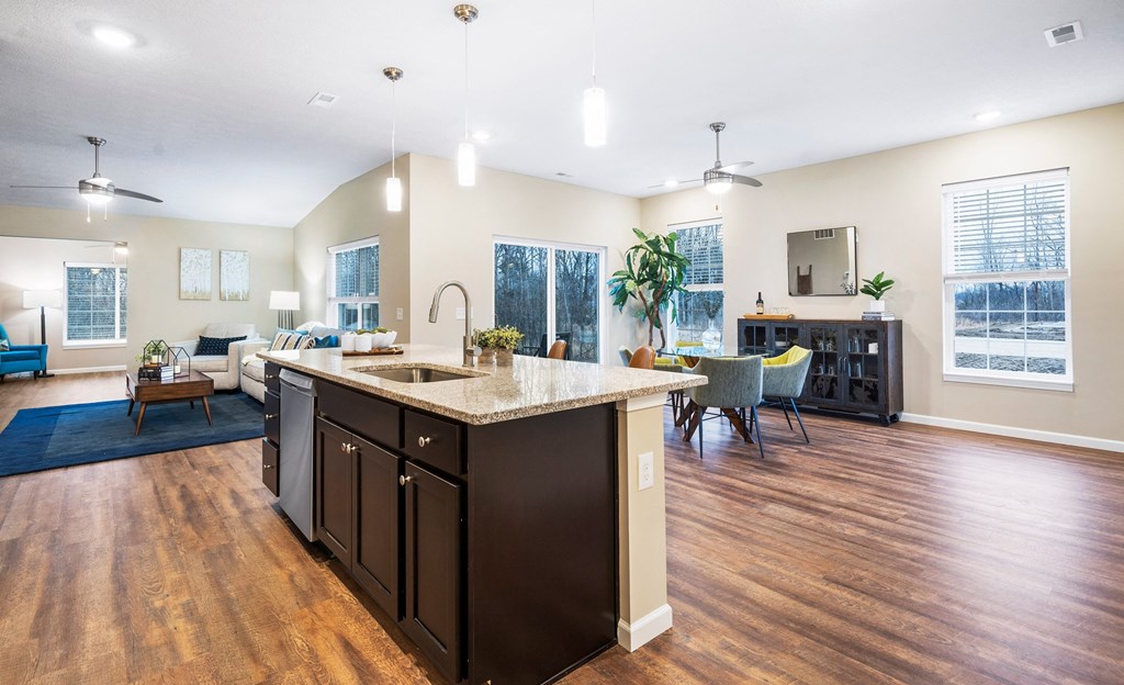 Marysville Ohio Apartment Rentals Redwood Living Redwood Marysville SR 4 Kitchen