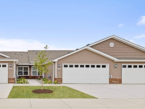 Medina Ohio Apartment Rentals Redwood Living Redwood Medina Lafayette Township Exterior
