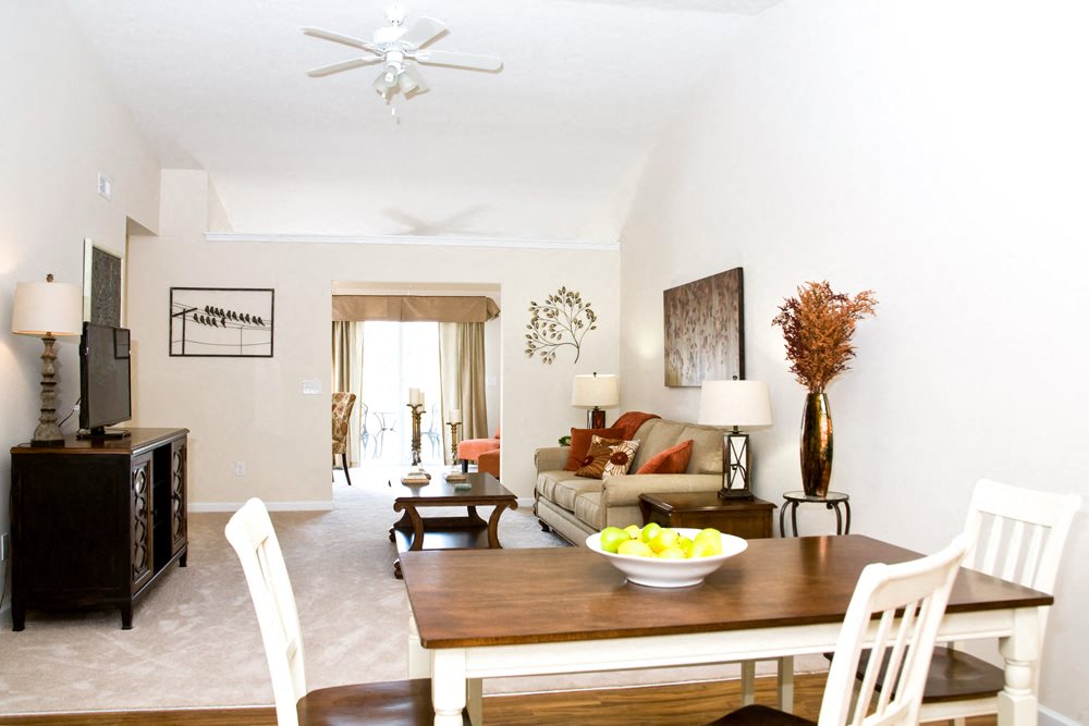 Redwood North Ridgeville Meadow Lakes Blvd Apartments, 7019 Condor