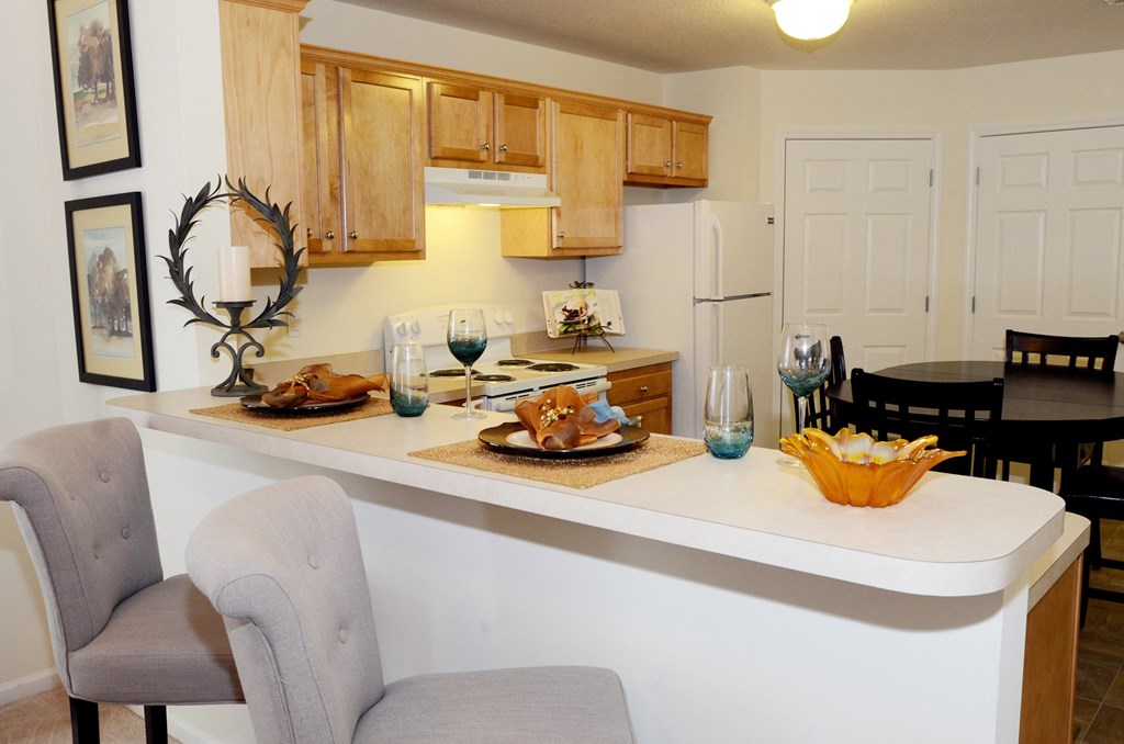 Perrysburg OH Apartment Rentals Redwood Perrysburg Fort Meigs Road Kitchen