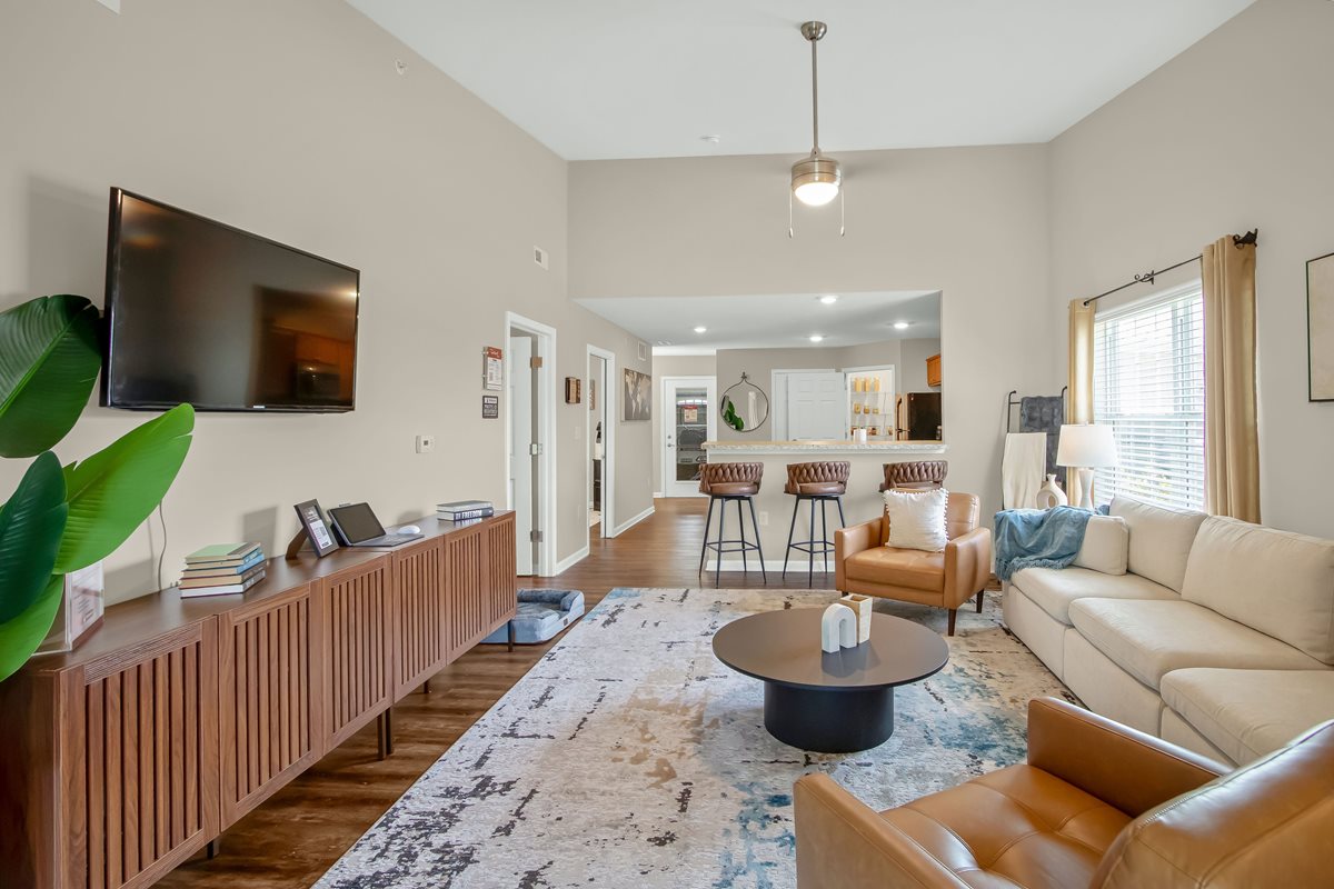 Redwood Brownsburg Apartments