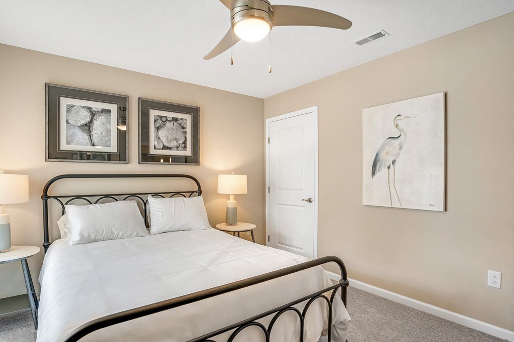 Shelby Township MI Apartment Rentals Redwood Shelby Township Bedroom