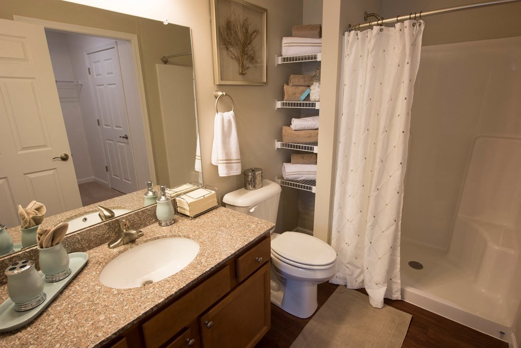 Temperance MI Apartment Rentals Redwood Temperance Bathrooms