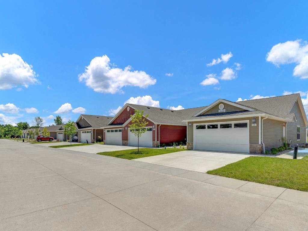 Troy Ohio Apartment Rentals Redwood Living Redwood Troy Arthur Road Exterior