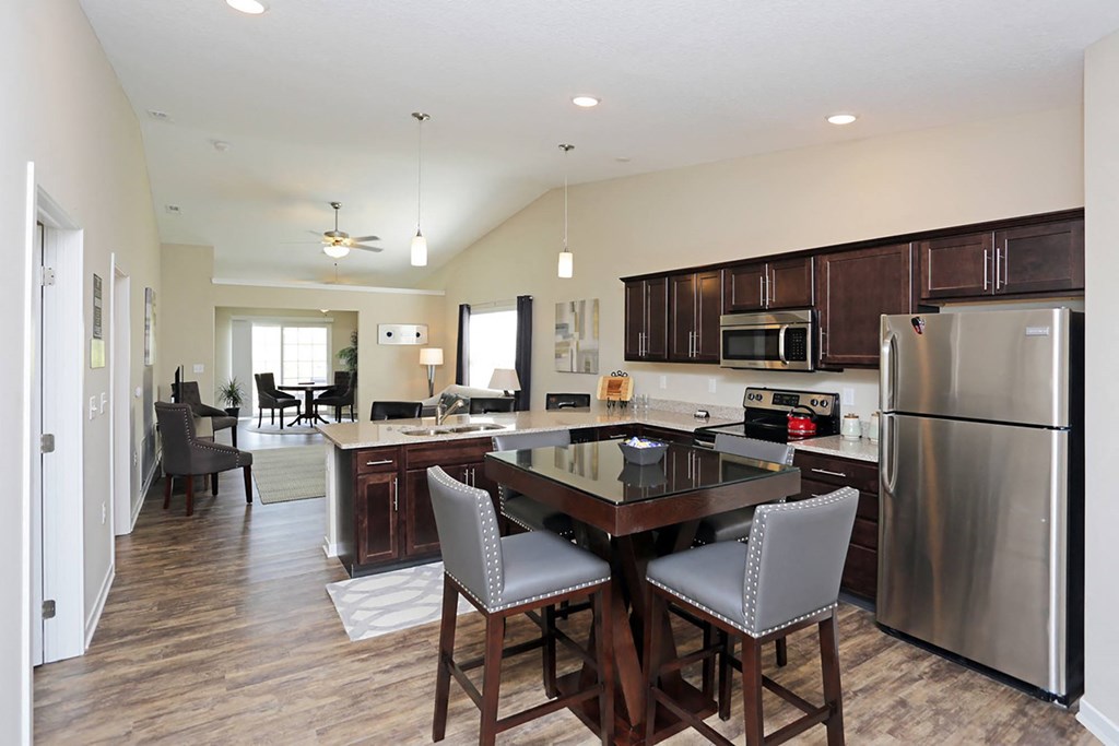 Waukee IA Apartment Rentals Redwood Waukee Douglas Parkway Kitchen