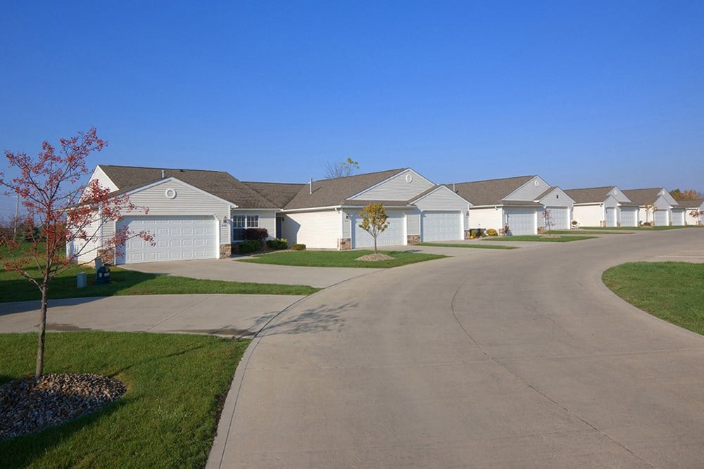 Wooster OH Apartment Rentals RedwoodWooster Melrose DriveExterior