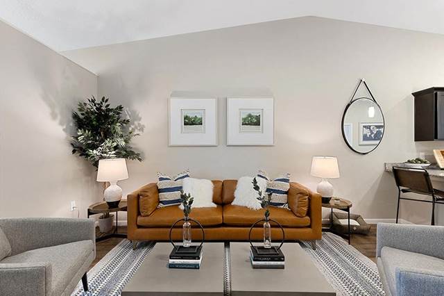2-bedroom apartment at Redwood Kent Tallmadge Road Apartments in Kent, OH